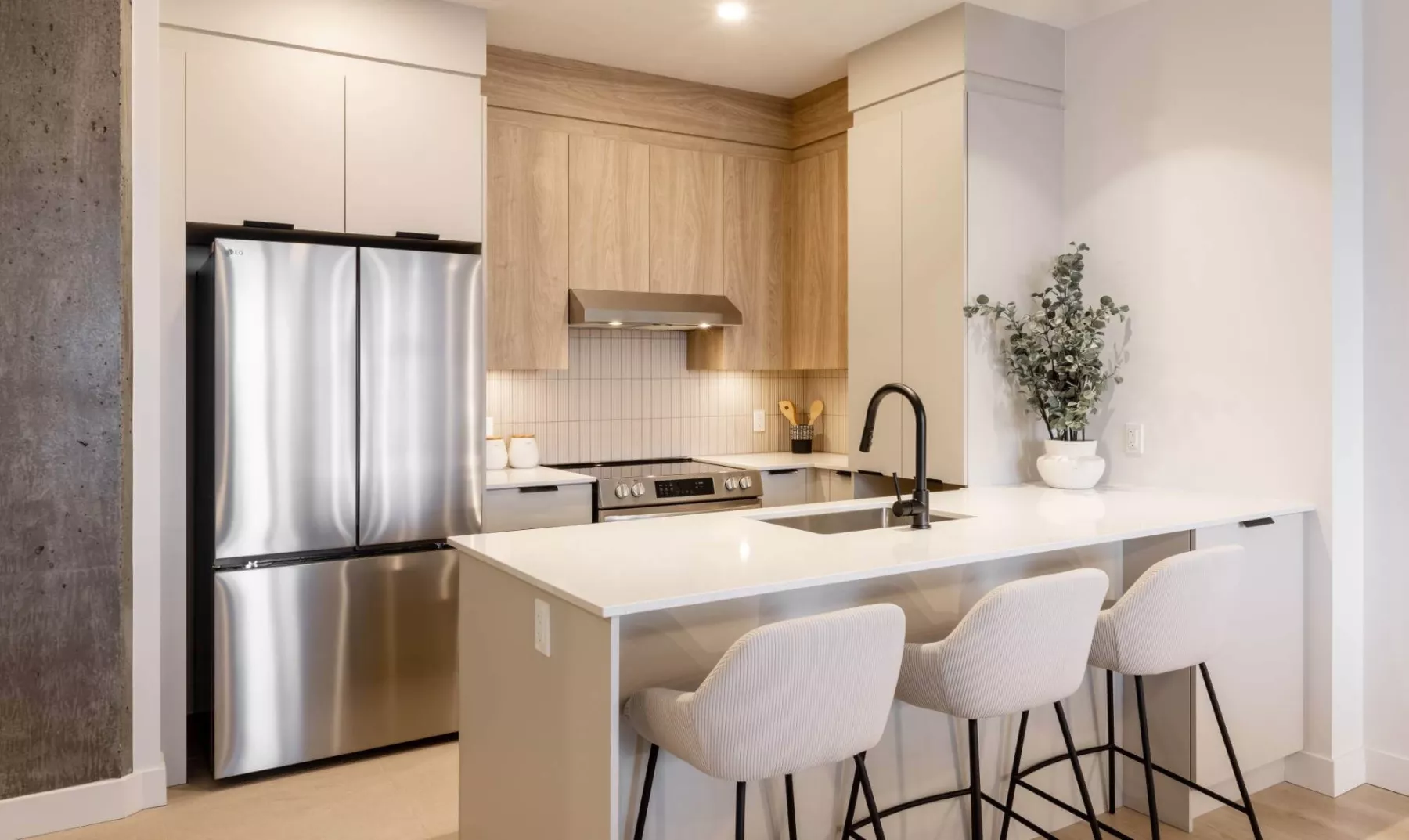 District GC - Phase A (5350) - Cuisine de l'appartement modèle 3 1/2