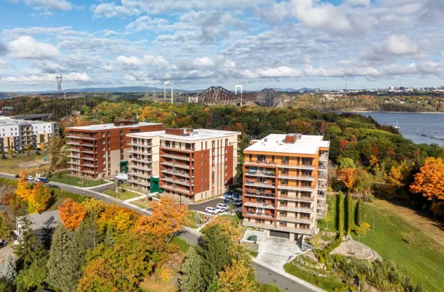 Vue sur le fleuve Hélios