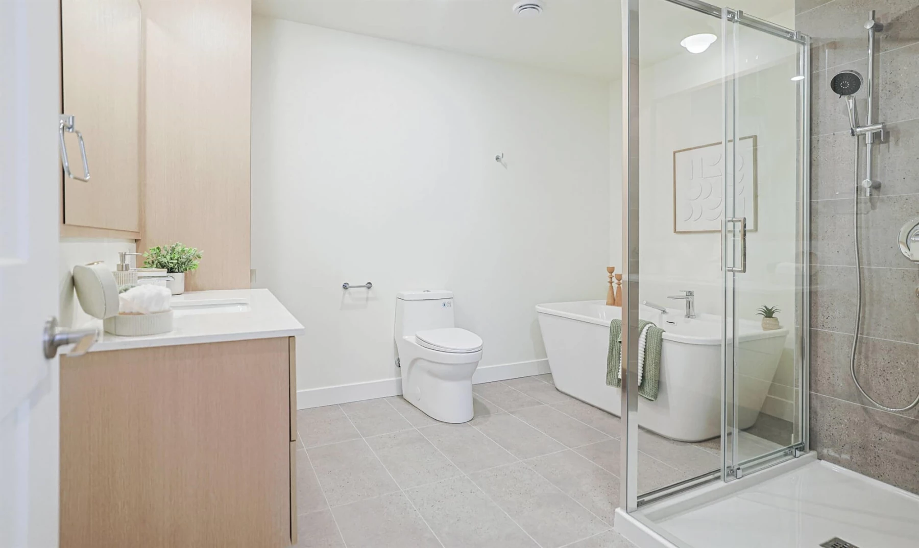 Tria - Phase C (495) - Salle de bain de l'appartement modèle 4 1/2
